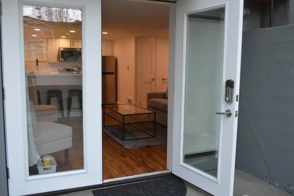 Cozy 1 Bedroom Apartment In Nw Seattle W/ Private Patio